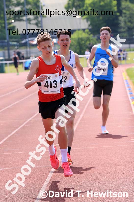 Mens Under-17s 800 metres 2024 North Eastern Track and Field Champs., Middlesbrough.  Photo: David T. Hewitson/Sports for All Pics